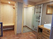 la salle de bain avec sauna